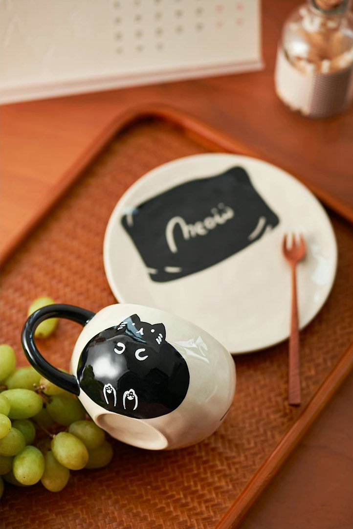 Cat Mug and Saucer SetPorcelain / Ceramic