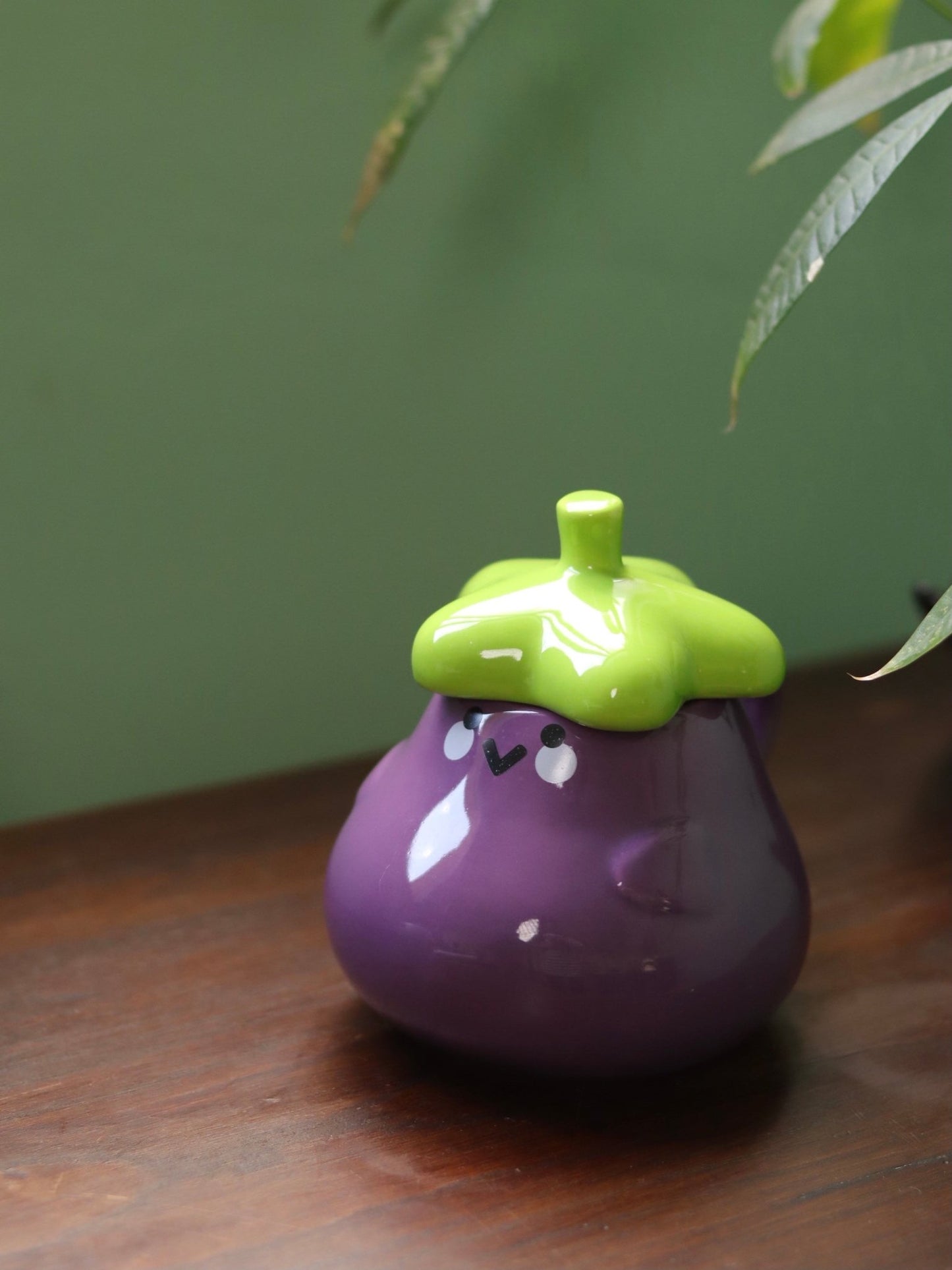Creative Eggplant CupPorcelain / Ceramic