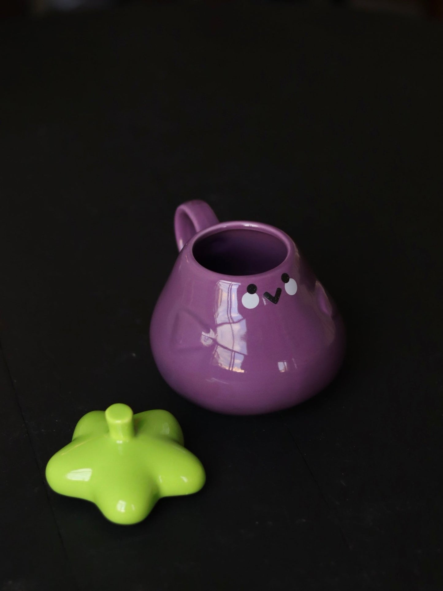 Creative Eggplant CupPorcelain / Ceramic