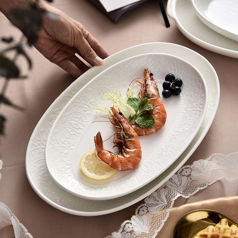 Embossed Ceramic PlateWhite Porcelain Dinnerware