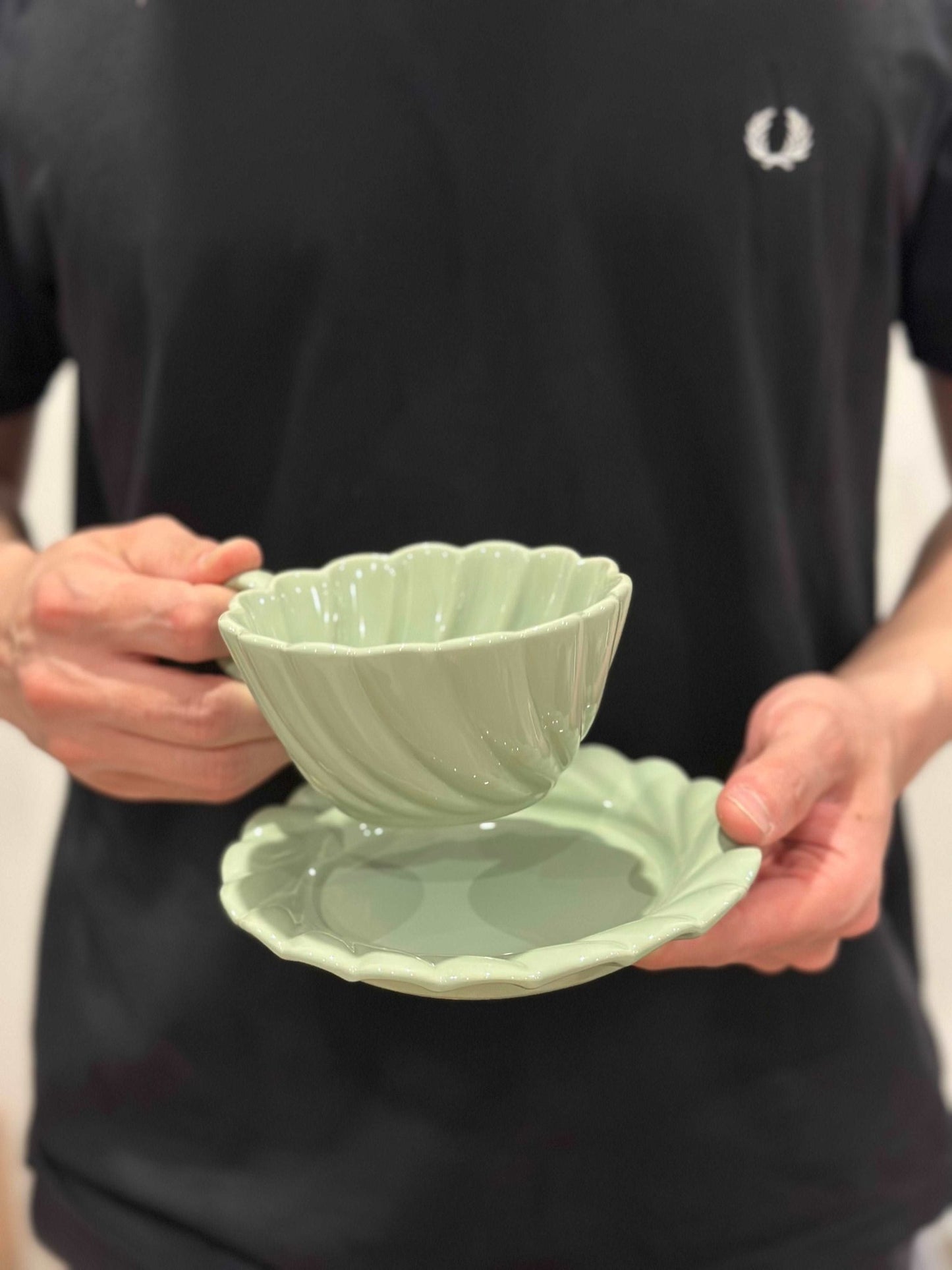 Flower shape mugPorcelain / Ceramic