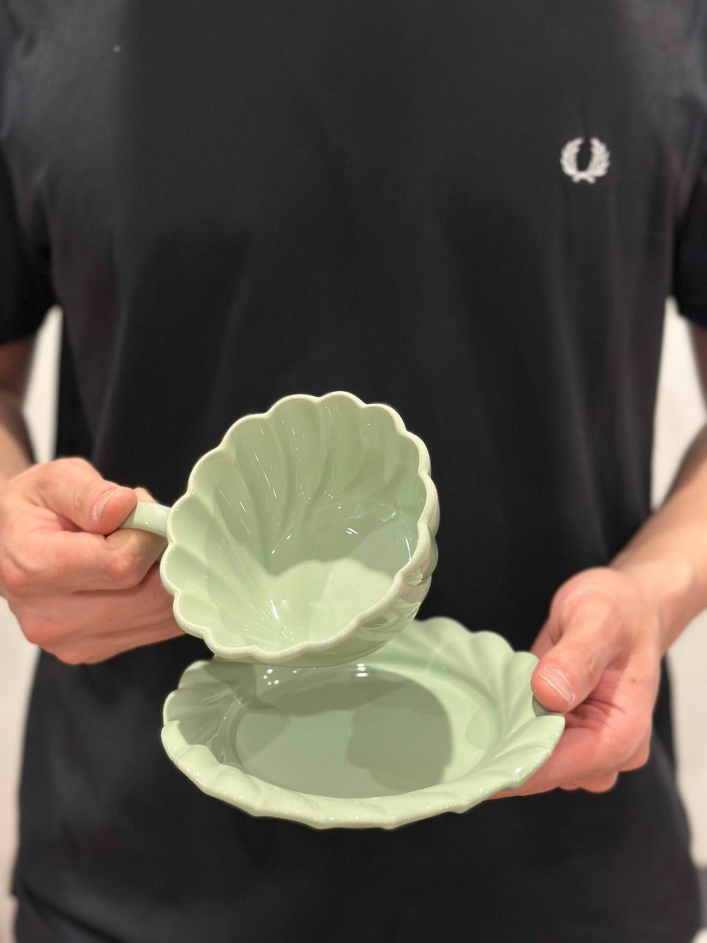 Flower shape mugPorcelain / Ceramic