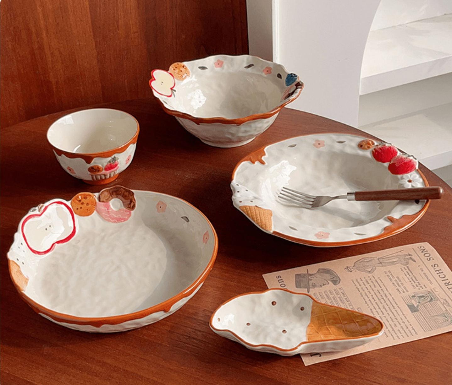 Hand - Painted Apple Embossed Ceramic BowlPorcelain / Ceramic