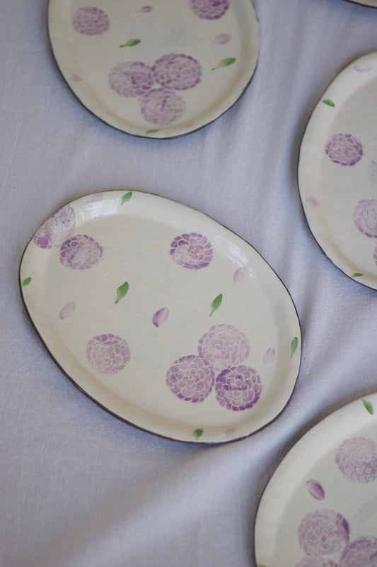 Handcrafted Blossom Oval PlatePorcelain / Ceramic
