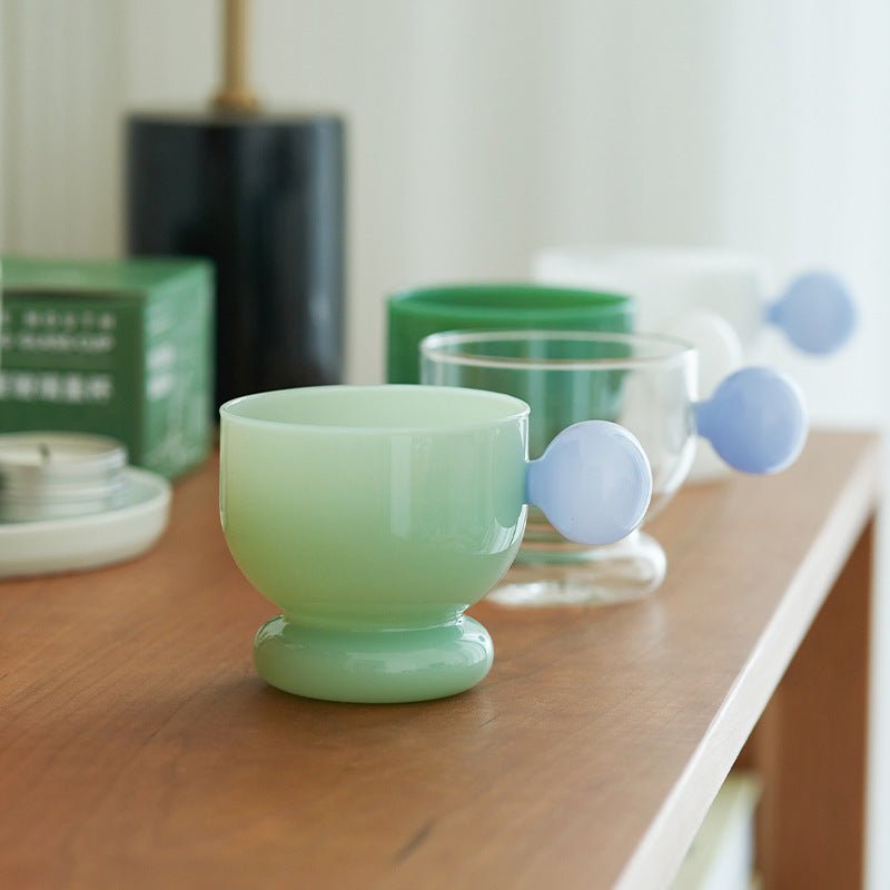 Innovative cup with handleGlass