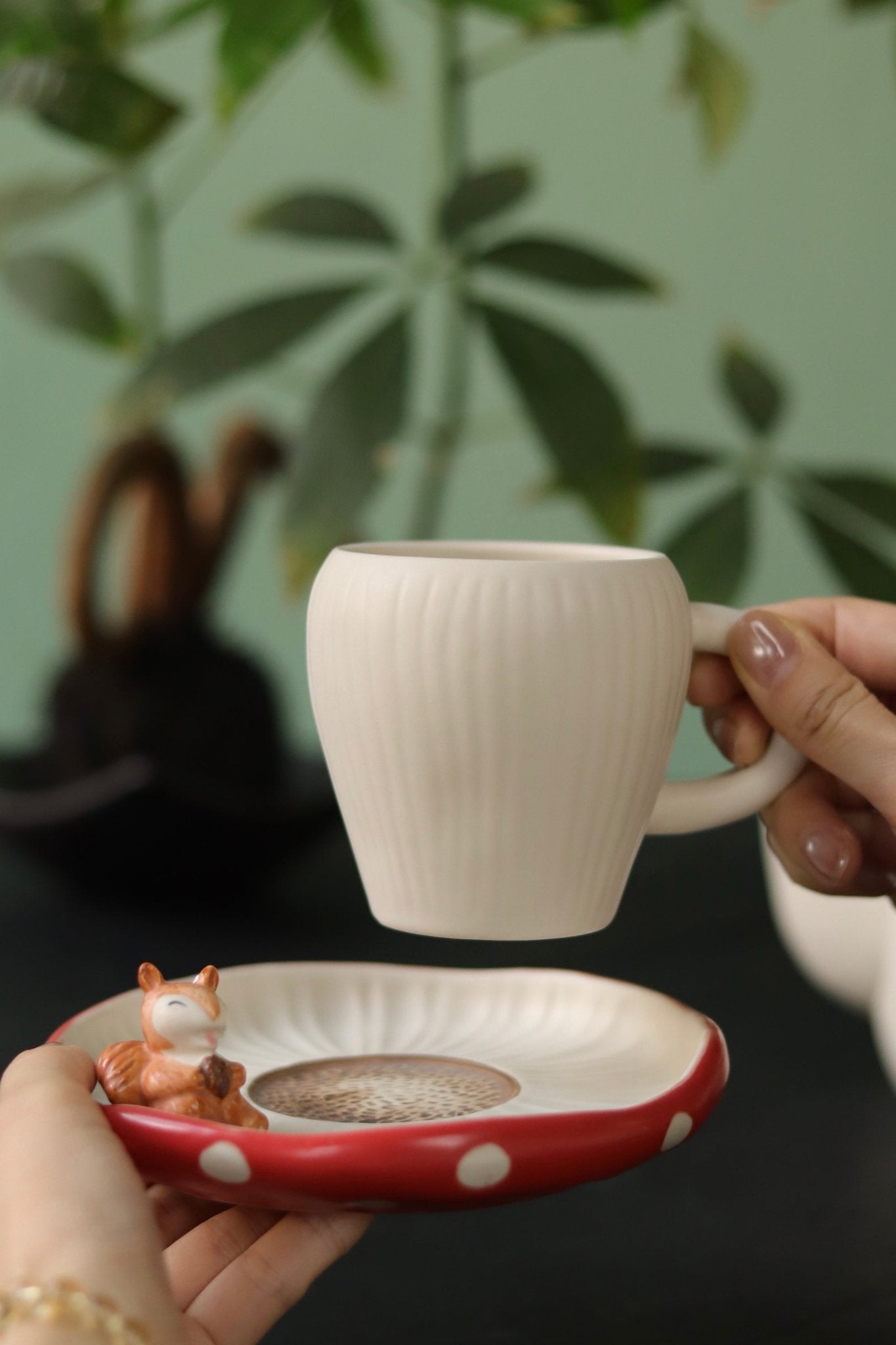Mushroom Teapot Set for TwoPorcelain / Ceramic