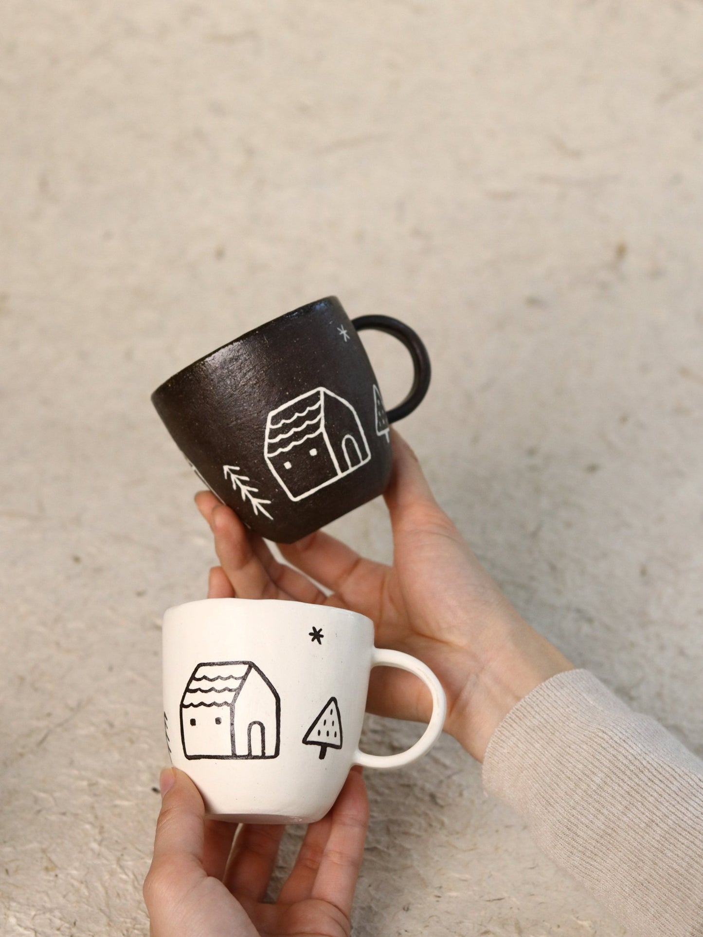 Black House Hand - Pinched Inlay Mug X MojiangCoarse Pottery