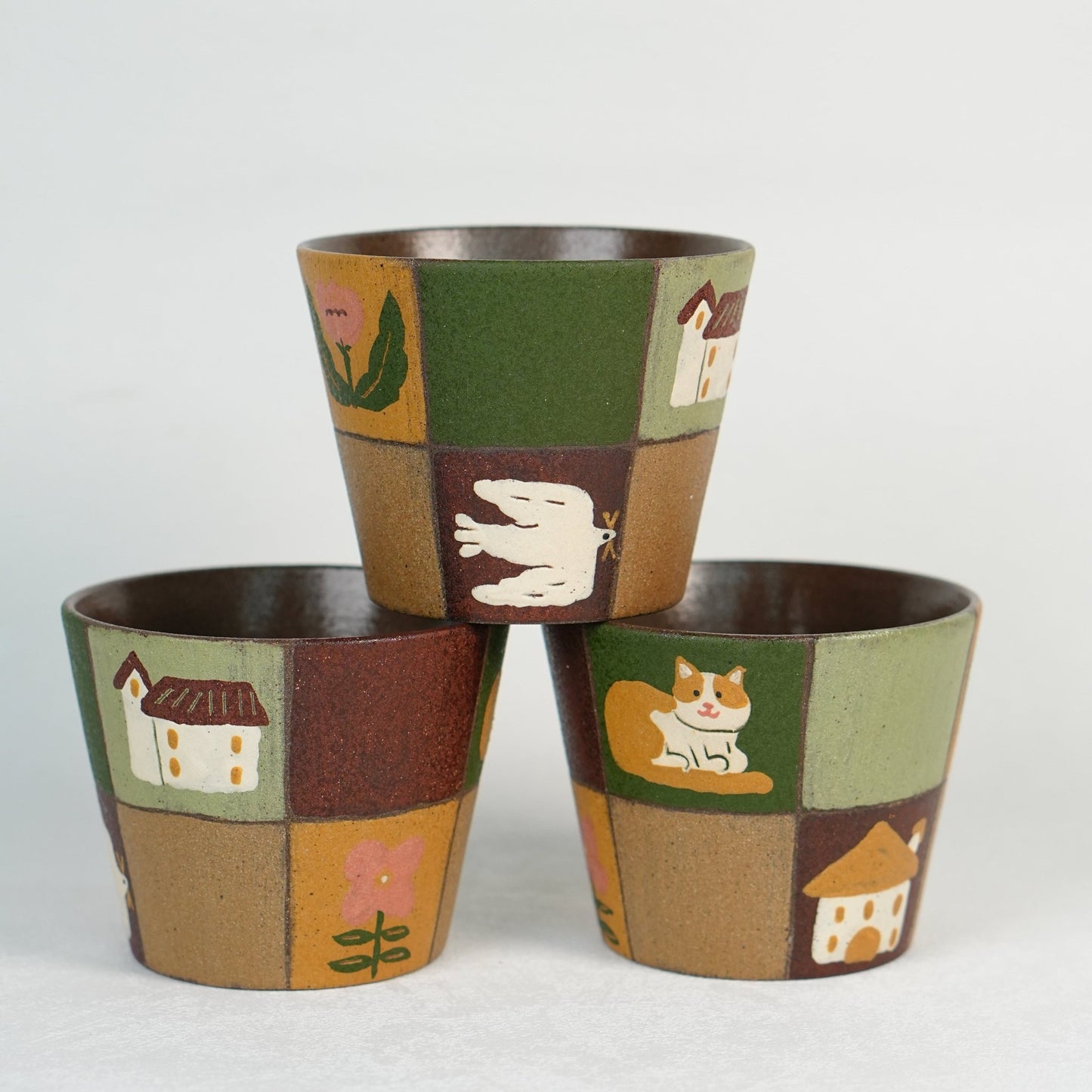 Countryside Patchwork Cat CupCoarse Pottery