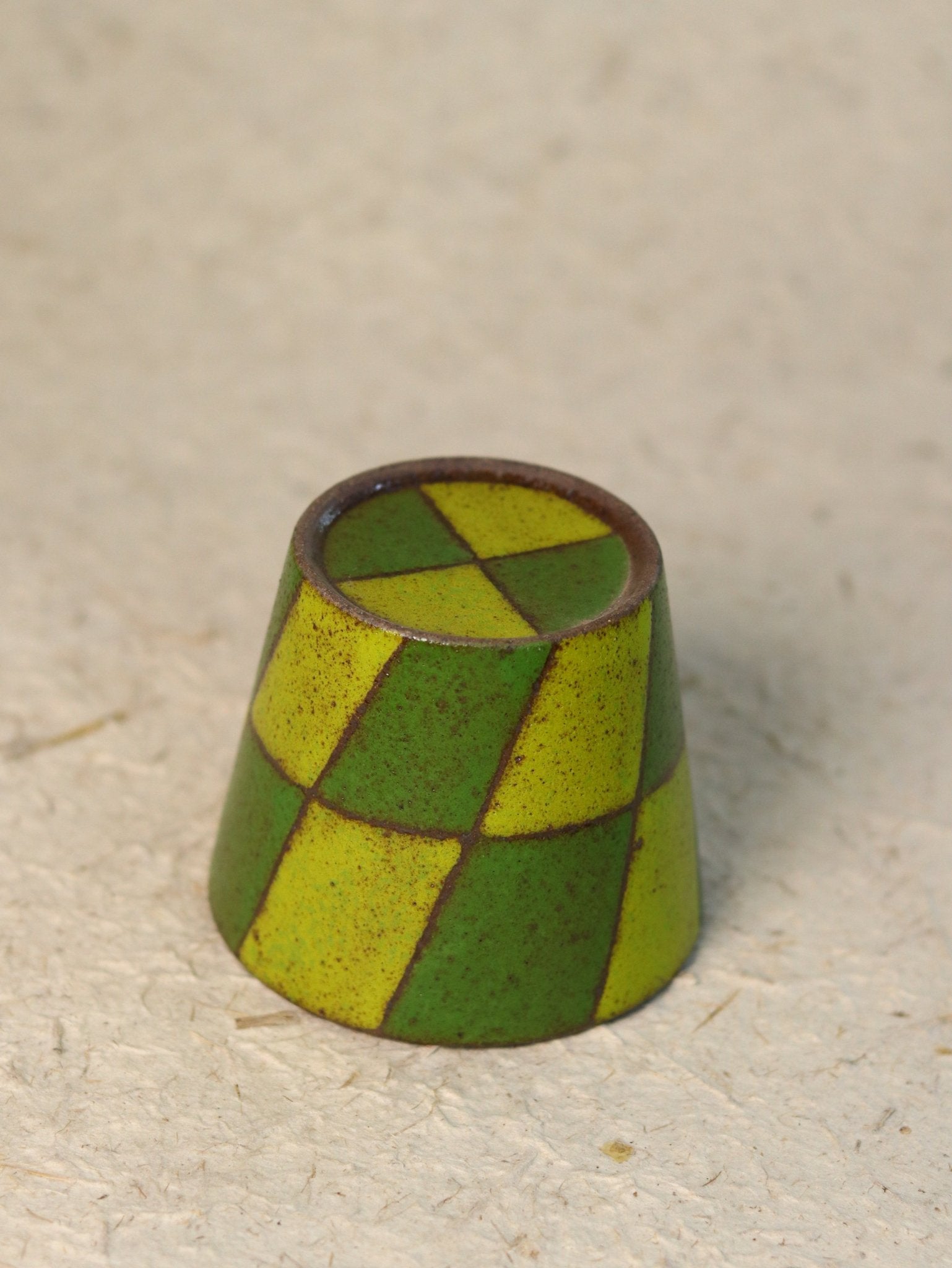 Hand-Painted Green Harlequin Ceramic Guinomi CupCoarse Pottery