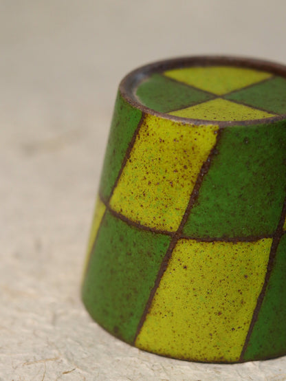 Hand-Painted Green Harlequin Ceramic Guinomi CupCoarse Pottery