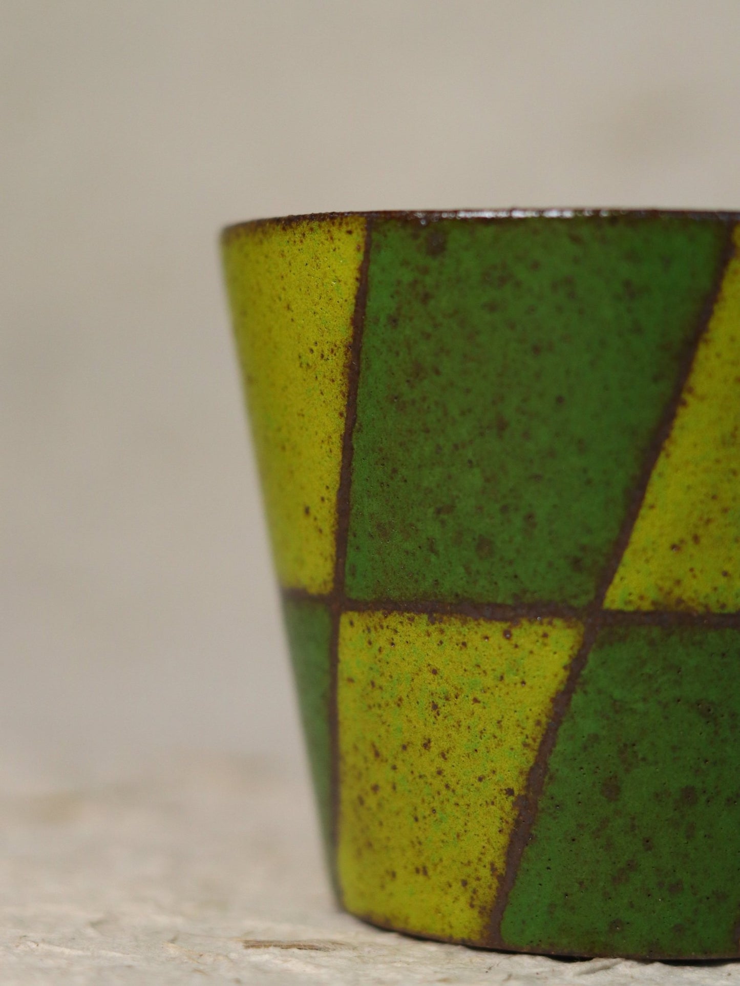 Hand-Painted Green Harlequin Ceramic Guinomi CupCoarse Pottery