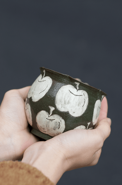 Orchard Green Hand - Painted Apple Ceramic MugCoarse Pottery
