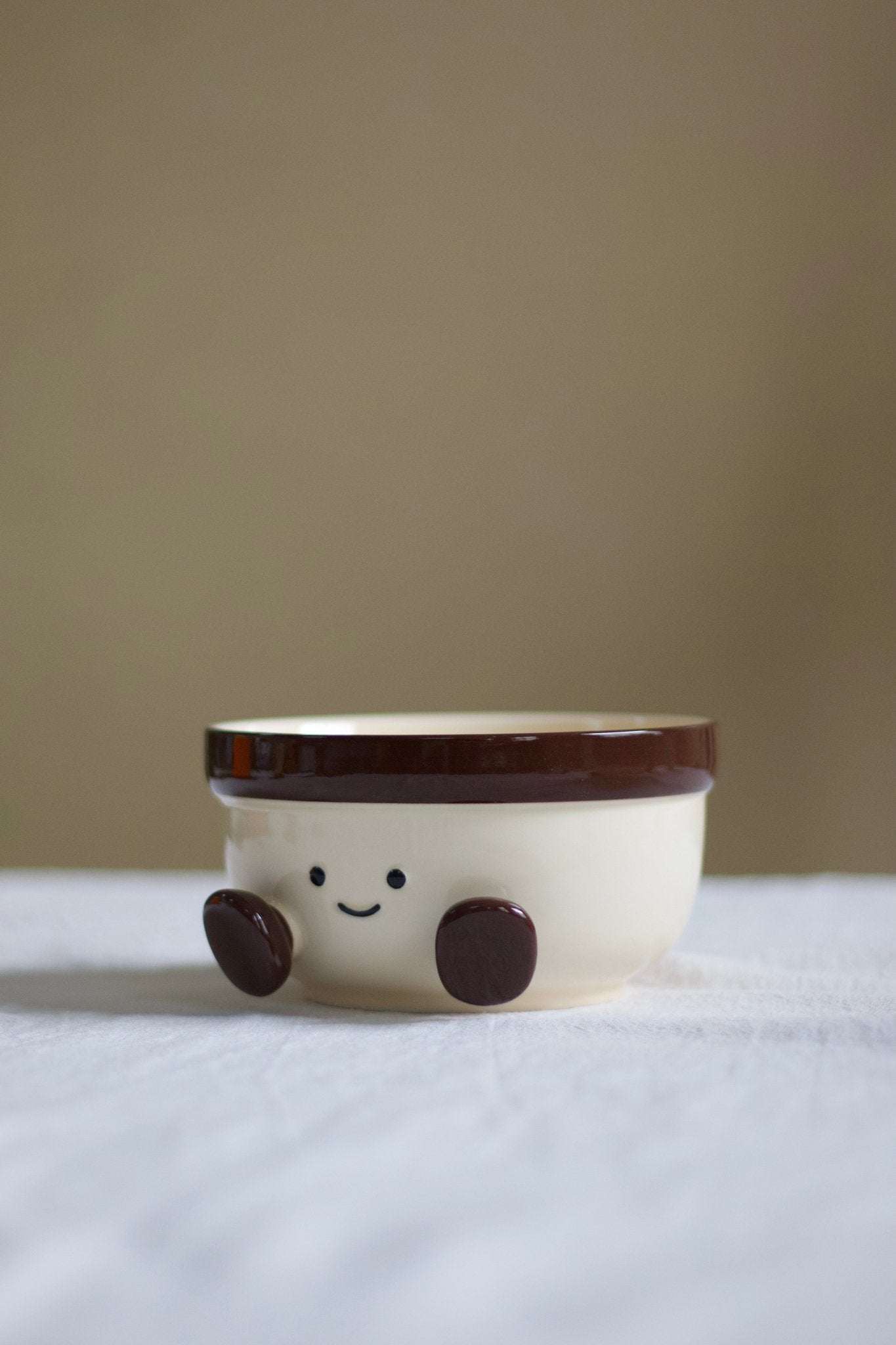 Smiley Cozy BowlPorcelain / Ceramic