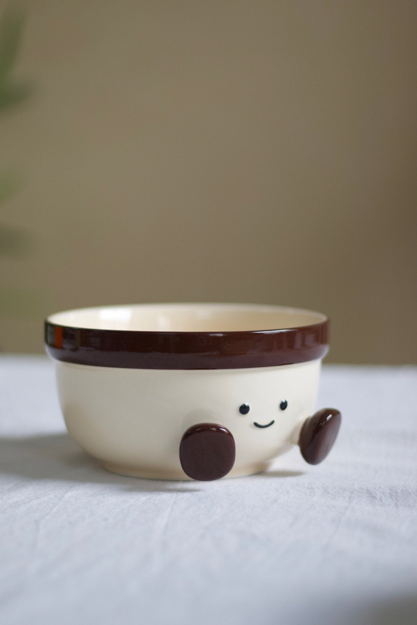Smiley Cozy BowlPorcelain / Ceramic